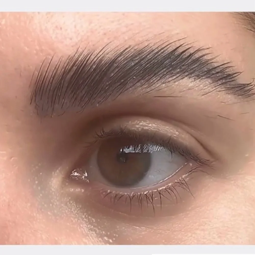 New LITHE BEAUTY UHD Brow Sculpt Clear Brow shaping wax with sculpting brush - Picture 8 of 10